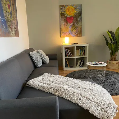 New Zentrum Mit Tiefgarage Apartment *
